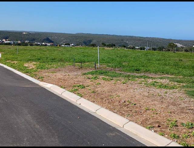 LAND FOR SALE IN STILBAAI-WES